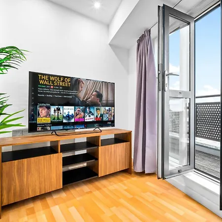 Elegant Two-bedroom - Location - Private Parking - Balconies 1109m Apartment *