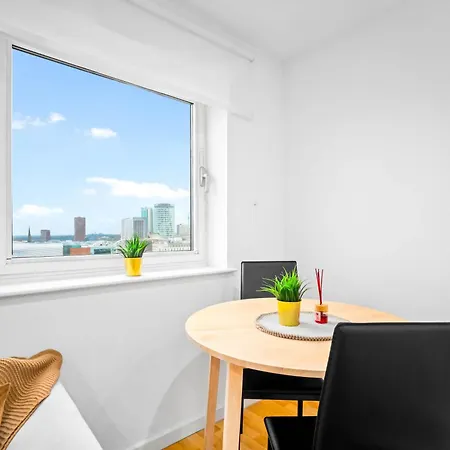 Elegant Two-bedroom - Location - Private Parking - Balconies 1109m *